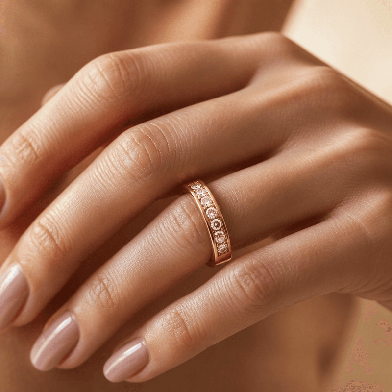 Aliança Trabalhada com Diamantes Ouro 18k 5mm — vista alternativa