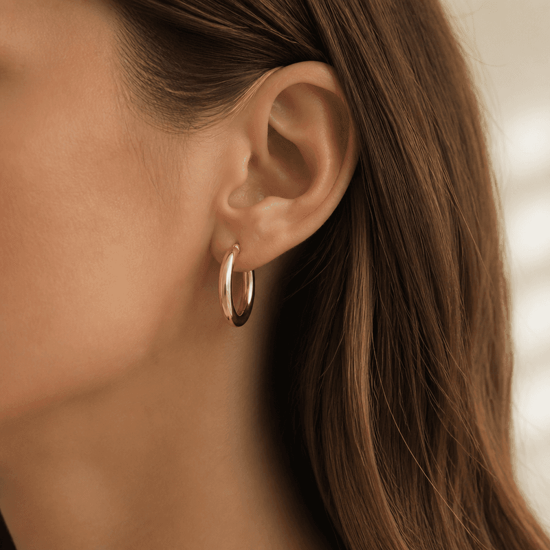 Brinco Argola Média Ouro 18k — vista alternativa