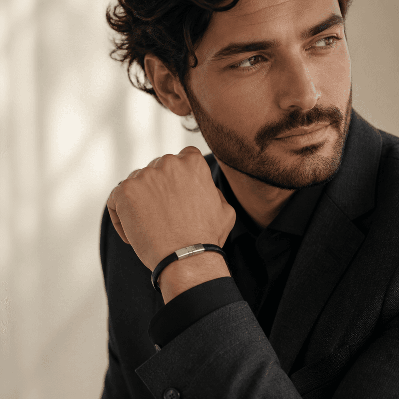 Pulseira Masculina em Couro e Aço — vista alternativa